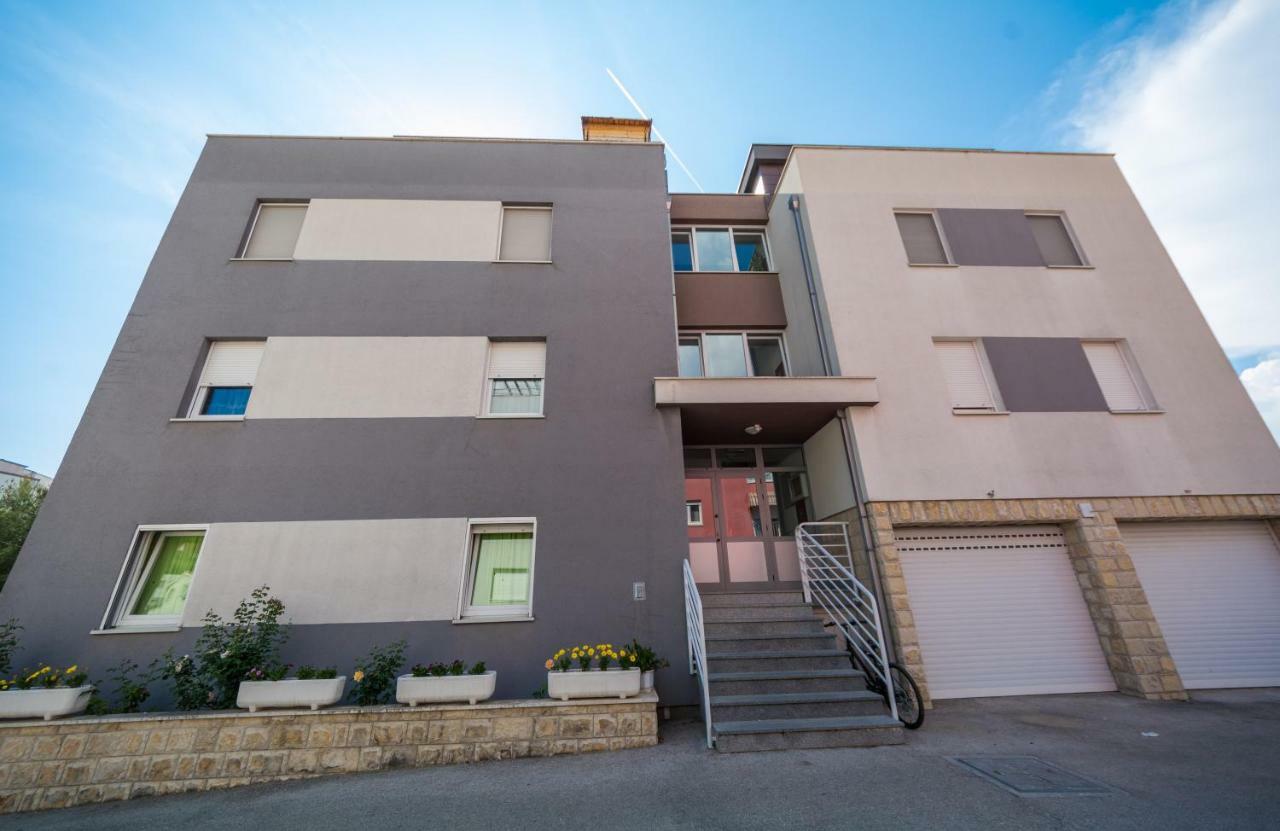 Breki Apartman Podstrana Exterior foto