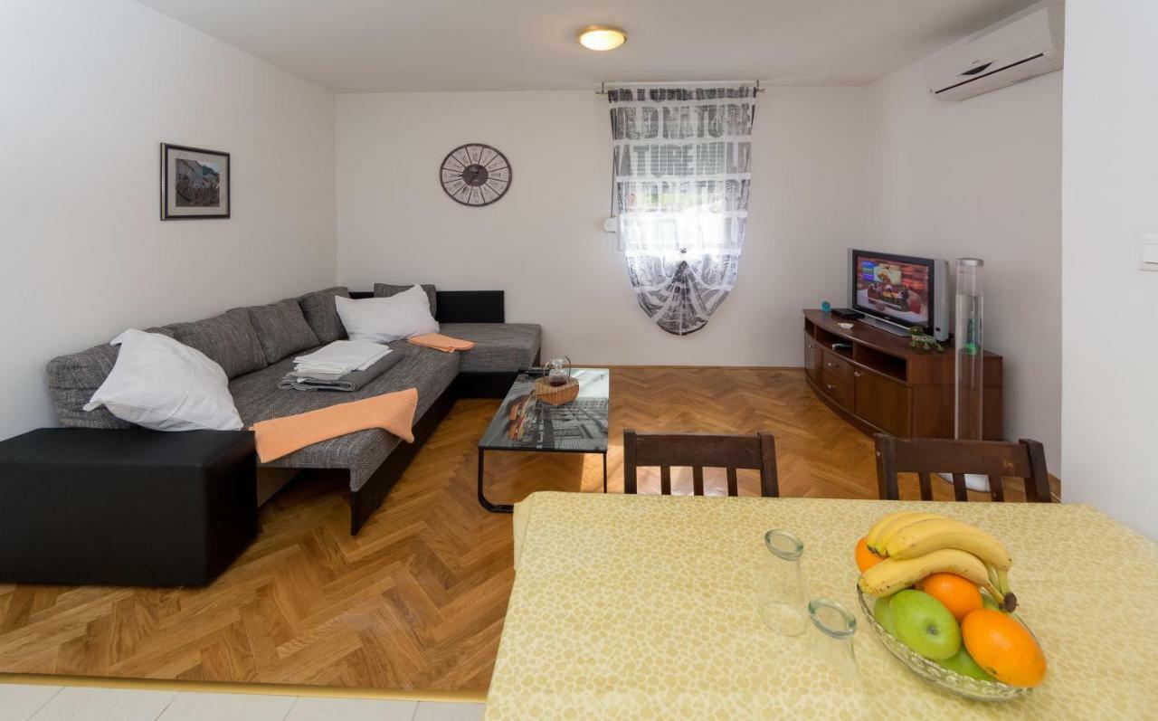 Breki Apartman Podstrana Exterior foto